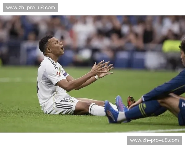 伯纳乌的白衣风暴与“小青蛙”的逆袭神话：皇马vs莱万特的恩怨博弈